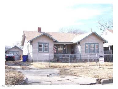 Main picture of 908 N Madison St