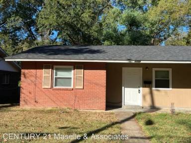 Main picture of 1131 Macon St