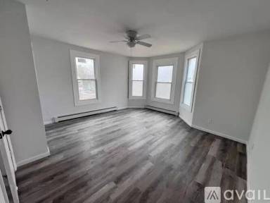 Main picture of 156 Waterville St