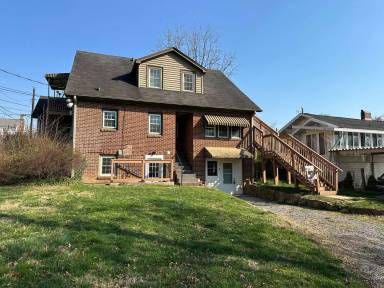 Main picture of 89 Vermont Ave