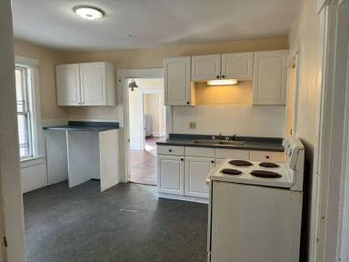 Main picture of 5 West St