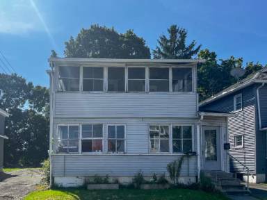 Main picture of 296 Corliss Ave