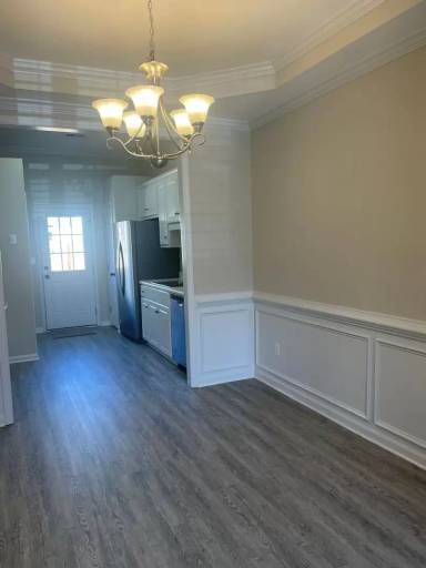 Main picture of 325 Hogan Way