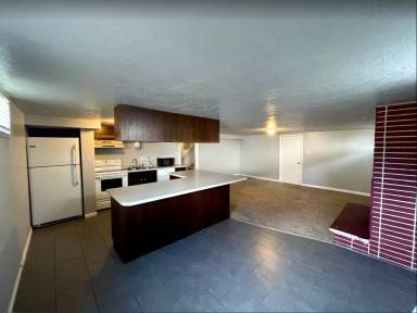 Main picture of 223 E 500 S