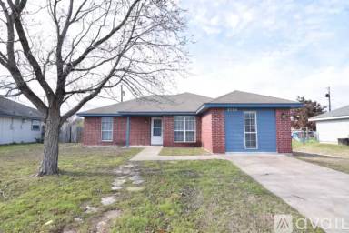 Main picture of 2703 Cross Timber Dr