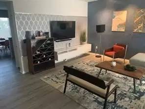 Main picture of Village Walk