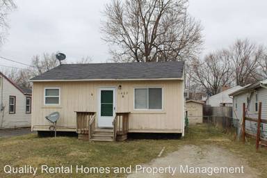 Main picture of 1403 Wells St