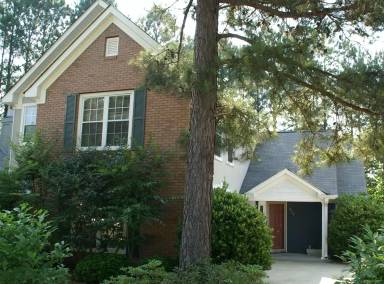 Main picture of 728 S Fairfield Dr