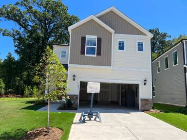 Main picture of 1025 Depot Dr