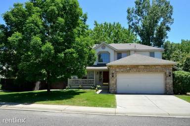 Main picture of 2388 Sandpiper Dr