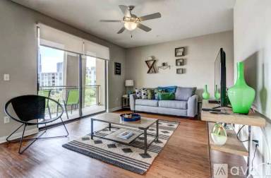 Main picture of 311 S Lamar Blvd