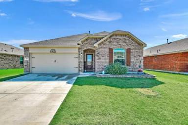 Main picture of 235 Laurenbrooke Dr