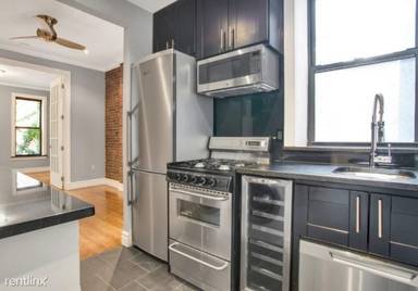 Main picture of 722 10th Ave