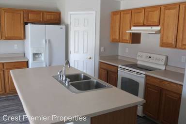Main picture of 45681 W Sheridan Rd