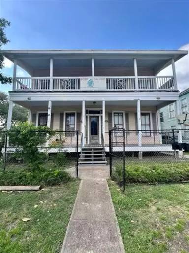 Main picture of 1910 Avenue N