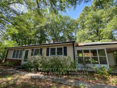 Main picture of 51 McArthur Ave SE