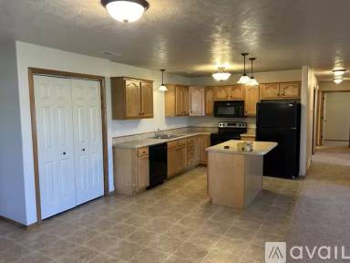 Main picture of 3808 W 93rd St