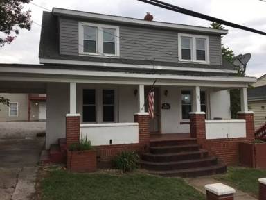 Main picture of 104 1/2 Madison St