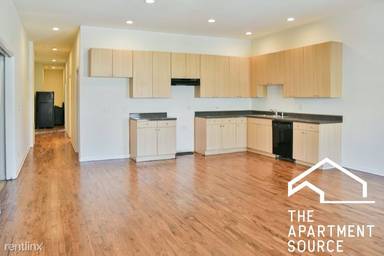 Main picture of 2336 N Milwaukee Ave