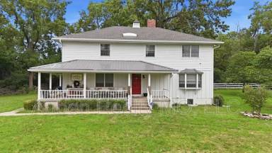 Main picture of 10200 Grandview Rd
