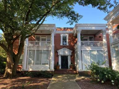 Main picture of 872 Briarcliff Rd NE