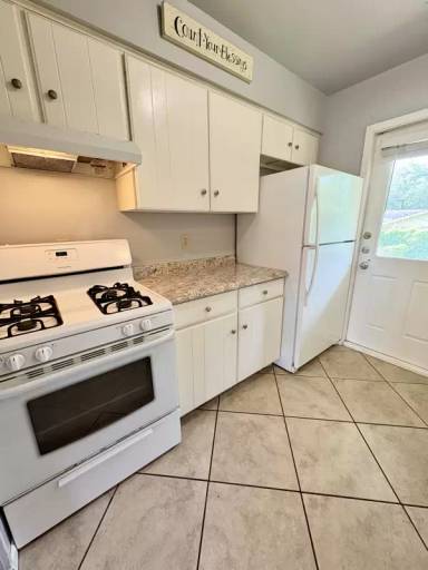 Main picture of 317 Briarwood Dr