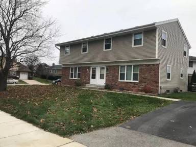 Main picture of W201N16911 Wilshire Dr