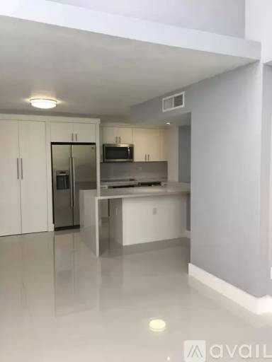 Main picture of 110 Fontainebleau Blvd