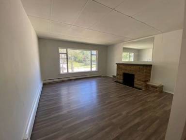 Main picture of 3714 E 50th St