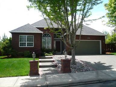Main picture of 17808 SW Fitch Dr