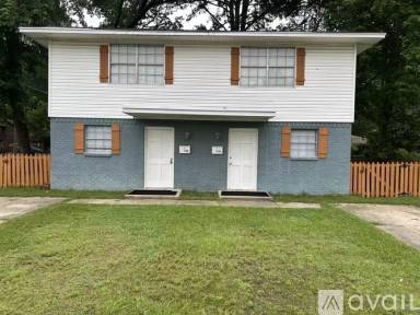 Main picture of 1726 Robins St