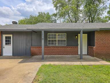Main picture of 2401 N Jill Cir