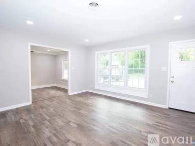 Main picture of 604 Kennan Rd NW