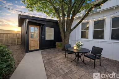 Main picture of 4400 Aspen St