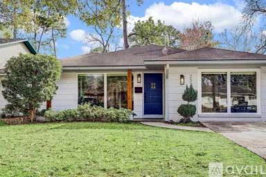 Main picture of 2327 Poinciana Dr