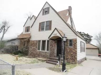 Main picture of 1703 S Ong St