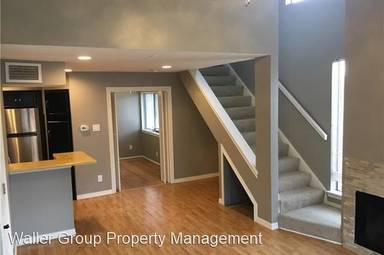 Main picture of 9805 Walnut St