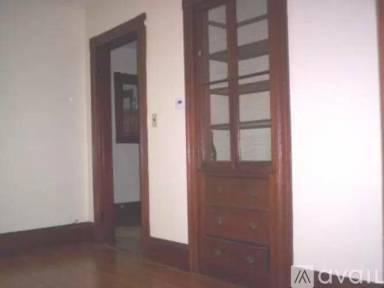 Main picture of 28 Lunt St