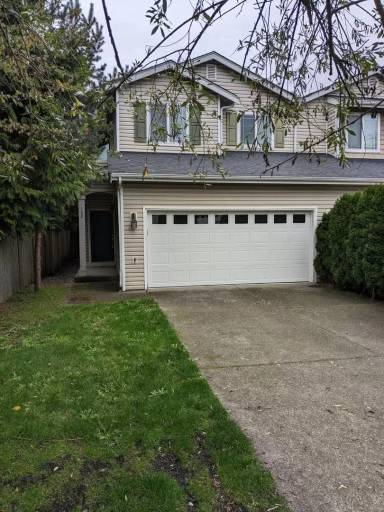 Main picture of 305 Pike St SE