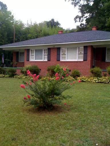 Main picture of 613 Grace St