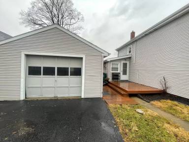 Main picture of 308 Institute St