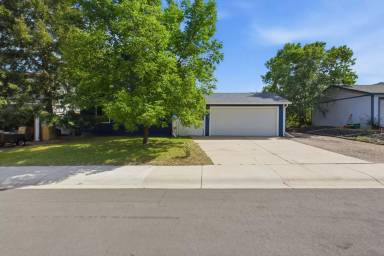 Main picture of 2013 Devonshire Dr