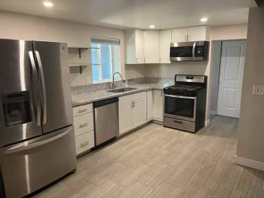 Main picture of 2731 N Alvernon Way