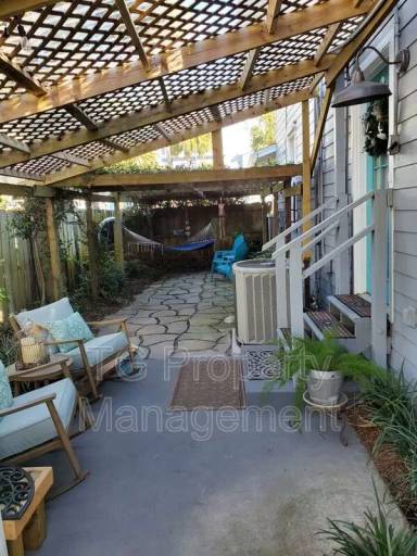 Main picture of 530 2nd St S