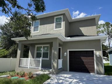 Main picture of 7004 Madison Ave