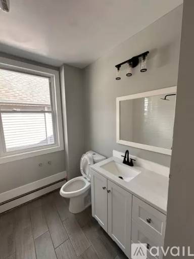 Main picture of 65 Tilt St