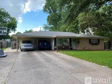Main picture of 866 Sewanee Pl