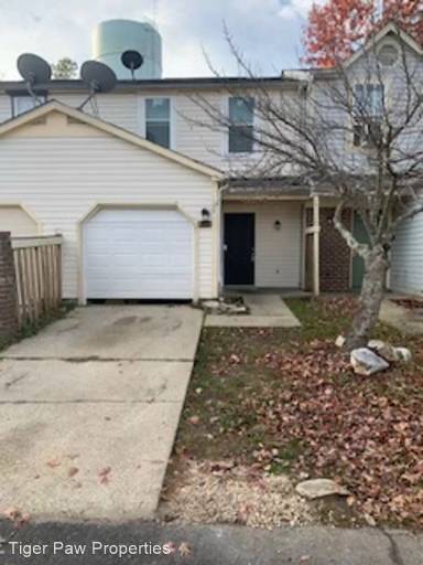 Main picture of 46357 Columbus Dr