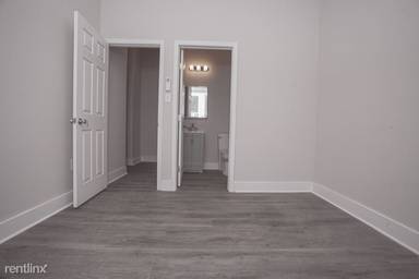 Main picture of 304 E Ontario St