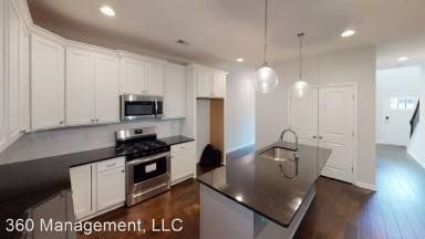 Main picture of 1039 Dunkirk Cir